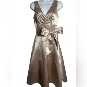 BCBG Paris dress size 4 stunning champagne color sleeveless party‎ dress